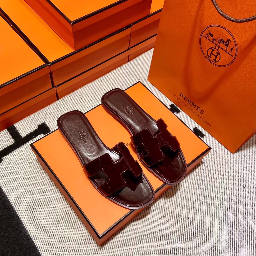 에르메스 올수공 오란 슬리퍼 샌들 페이던트 35